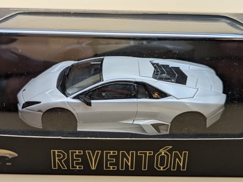 Rare 2008 1:43 Diecast Hot Wheels Elite Lamborghini Reventon White P9962 NEW NIP - Picture 2 of 9