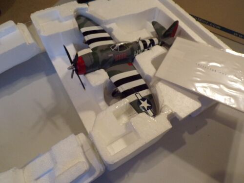 NEW FRANKLIN MINT Armour Collection P47 Thunder USAF B11B295 1:48 DIE CAST - Picture 2 of 4