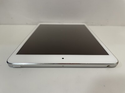 Apple iPad mini 2 16GB, Wi-Fi, 7.9in - Silver - READ DESCRIPTION
