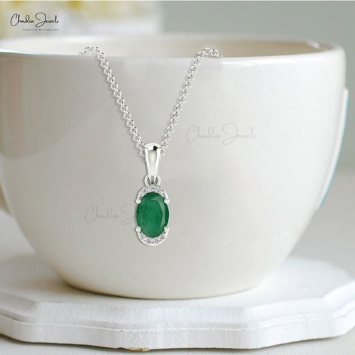 Colgante de boda medio halo de oro macizo de 14 k ovalado verde esmeralda y diamante colgante - Imagen 21 de 22