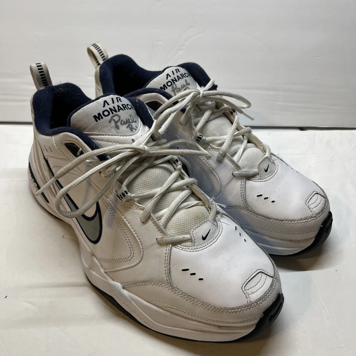 Nike air monarch weight top