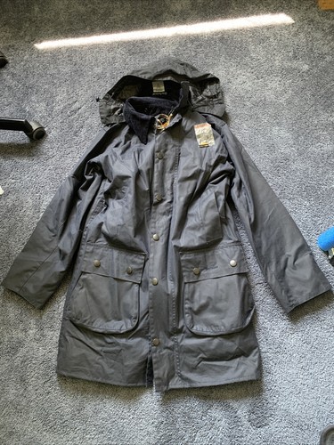 barbour wax storm hood navy