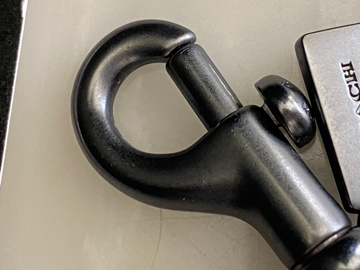 NEW COACH LIMITED EDITION GUNMETAL RACE CAR METAL KEY RING NEW COACH LIMITED EDITION GUNMETAL RACE CAR METAL KEY RING