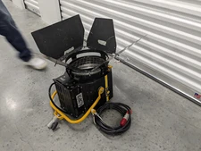 Desisti Speedotron Fresenel Strobe Compatible with All black line Flash Packs.