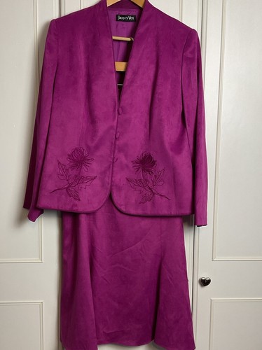 Jaques Vert Jacket Midi Skirt Suit Set Size UK 16 Pink Suedette Wedding Event - Picture 17 of 17