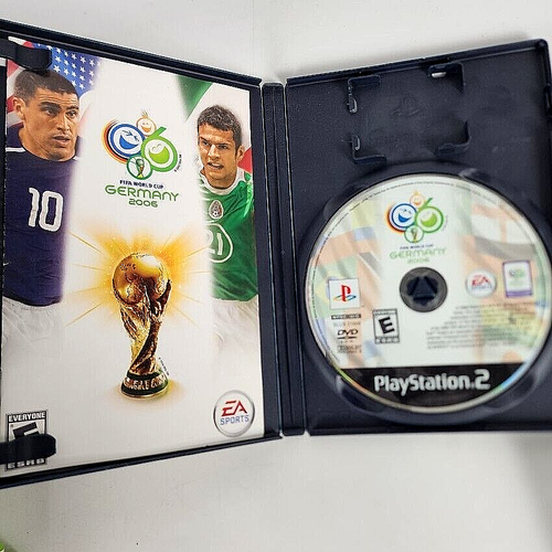 EA Sports 2006 FIFA World Cup Playstation 2 Video Game Futbol E Soccer Manual - Picture 3 of 7