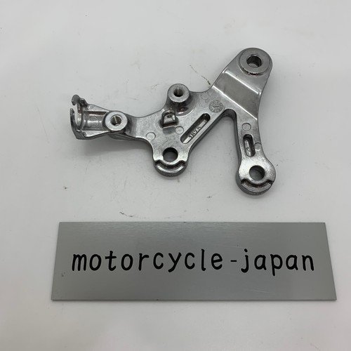 KAWASAKI Genuine NINJA ZX 6R 9R ZZR600 Right Footpeg Bracket 35011-1875 - Picture 5 of 10