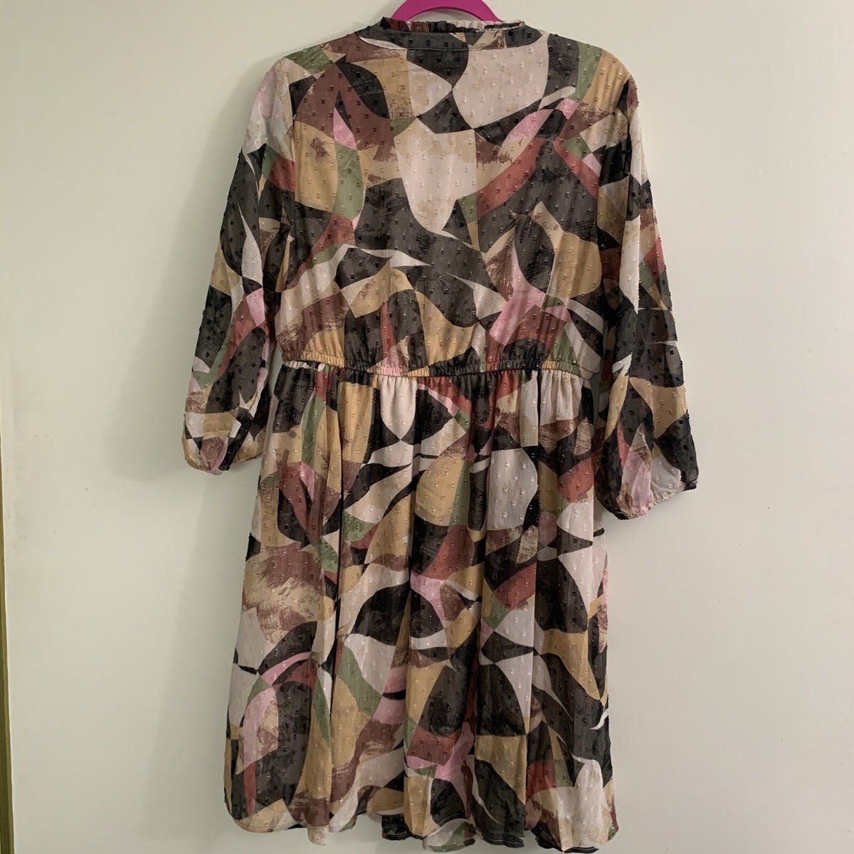 Torrid Women's Plus Size 0 Multicolor Dress Long Puffy Sleeves Flowy Fabric | eBay Torrid Women's Plus Size 0 Multicolor Dress Long Puffy Sleeves Flowy Fabric | eBay