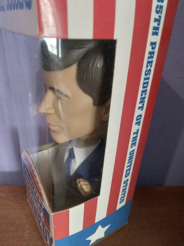 VTG John F Kennedy Bosley Bobbers - Picture 2 of 3