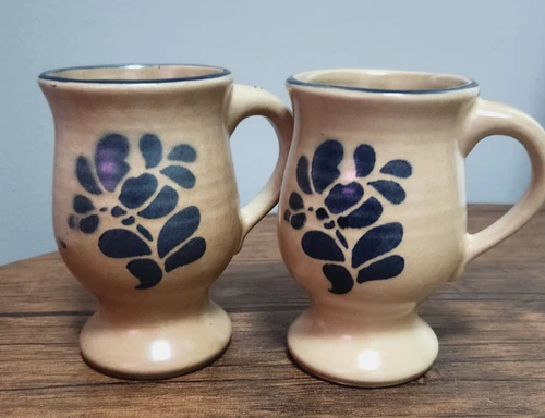 Vintage Pfaltzgraff Folk Art Footed Pedestal Stoneware Coffee Mug 5" Set Of 2