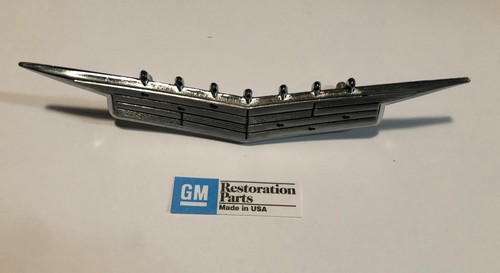 1960 CADILLAC HOOD CREST EMBLEM ORNAMENT 60 ***FREE SHIPPING***