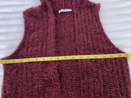 Beautees Hooded Women’s Size XL Eyelash Sweater Vest Red - Picture 8 of 9