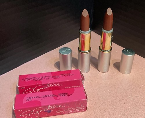 2-Mary Kay Signature CARAMEL Creme Lipstick Boxed 907500 - New - Picture 2 of 7