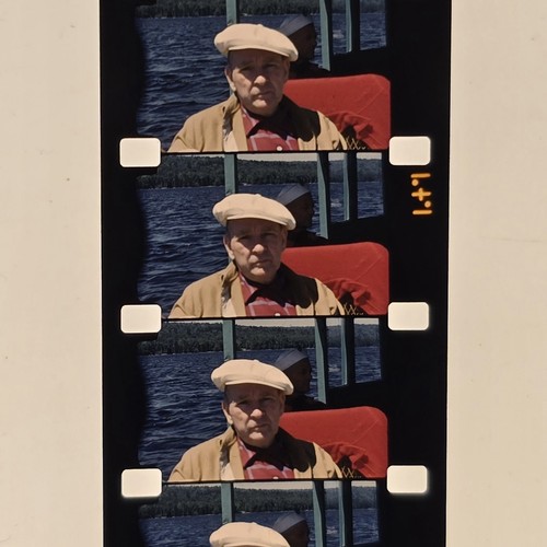 Vintage 16mm Film- PEOPLE 1951 family nature picnic - Home Movies Kodachrome - Picture 8 of 12