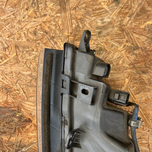 Luz antiniebla LED pasajero derecho Toyota Mirai sedán 2017-2020 OEM - Imagen 6 de 14