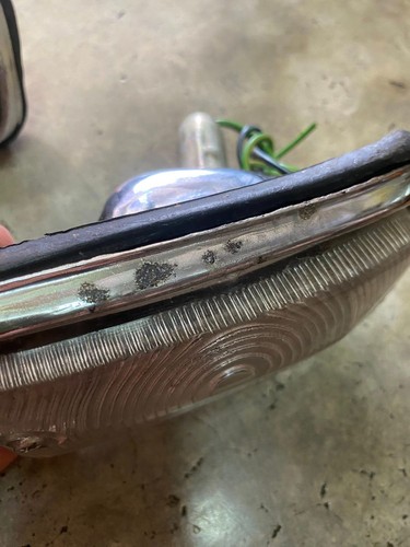 DATSUN 410 411 BLUEBIRD FRONT TURN SIGNAL LIGHT LAMPS LH+RH NOS - Picture 5 of 12