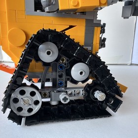LEGO Ideas WALL-E Yellow Robot Figure Build Pixar Disney Set Model Retired Read