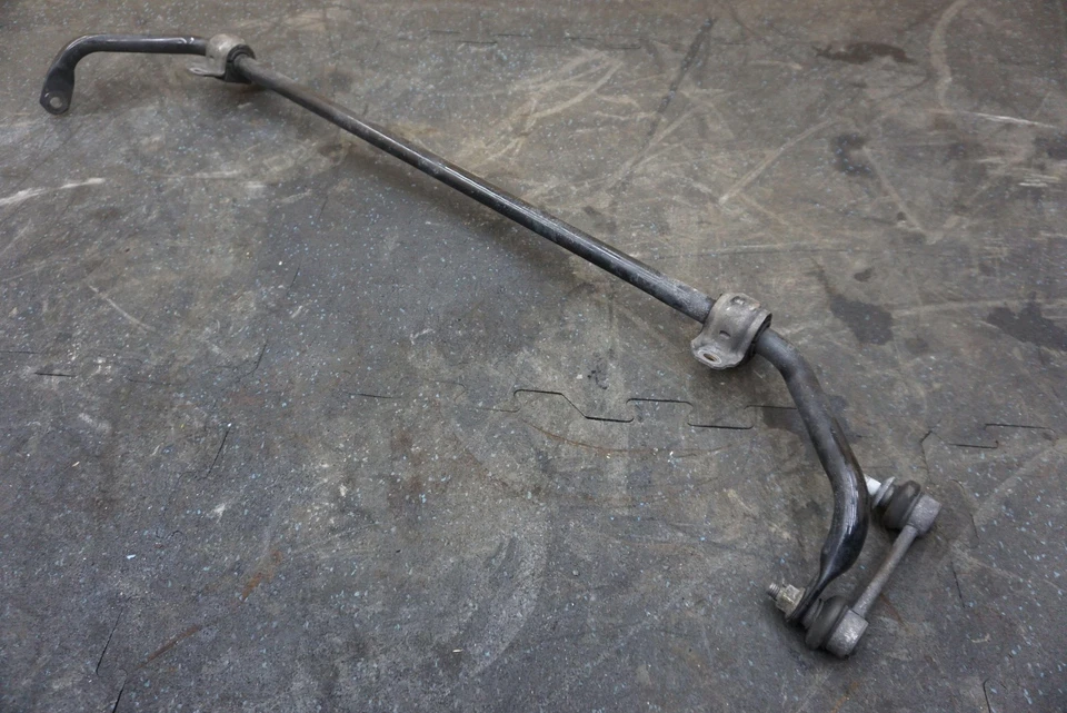 Rear Anti Roll Stabilizer Sway Bar 33552284461 OEM BMW M5 M6 F10 F12 2012-16 - Image 4 of 4