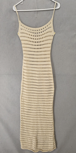 PrettyLittleThing Kleid Damen klein beige Häkel Strick Midi Cover Up Strand Boho