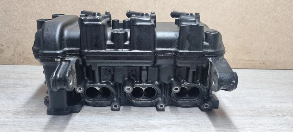 TRIUMPH SPEED TRIPLE 1050 2016 CYLINDER HEAD - Image 3 of 4