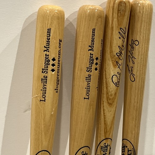 4 Mini 16” Louisville Slugger Museum, firmati Tino Martinez/Paul O’Neil - Foto 11 di 13