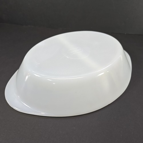 GLASBAKE Milk Glass Oval Divided Bake Serving Dish J-2352 Measures 8.5x12 - Picture 7 of 7