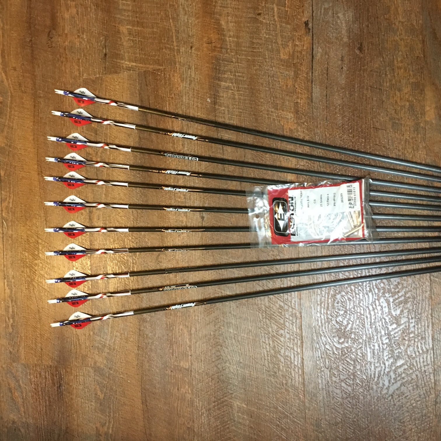 Flechas Easton powerflight 500 patriótico con Blazer Paletas Personalizado Juego De 12 Flechas Easton powerflight 500 patriótico con Blazer Paletas Personalizado Juego De 12