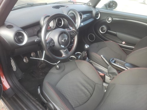Used Front Lower Center Console fits: 2013 Mini Clubman floor w/o navigation w/a - Picture 9 of 21