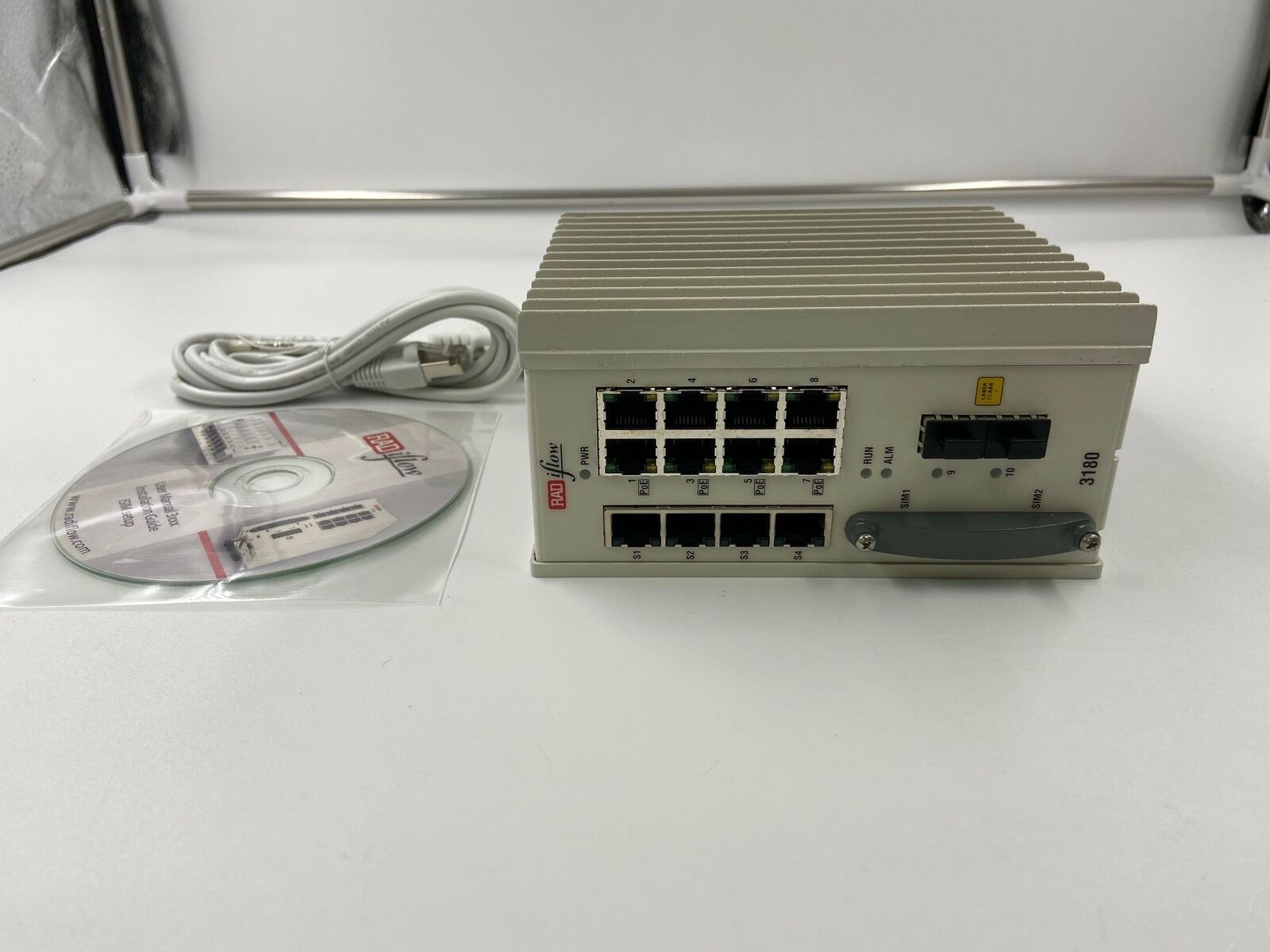RAD RADiflow 3180 RF-3180-48-XT/ET28/4RS2/CEL1 Ethernet Switch