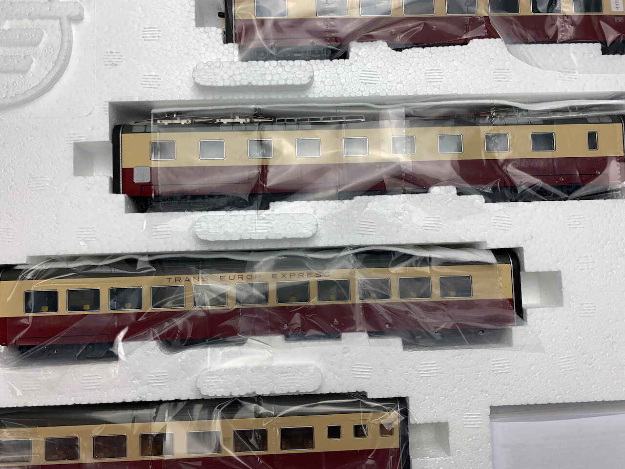 Picture 5 of 11