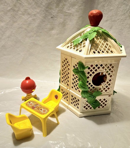 CASA E ACCESSORI DA GIARDINO FRAGOLA SHORTCAKE vintage Kenner 1981 - Foto 2 di 9
