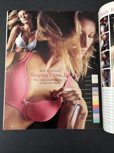 2002 Vol. 1 No. 2 Spring Sales & Specials Victoria's Secret Alessandra Ambrosio - Picture 9 of 22