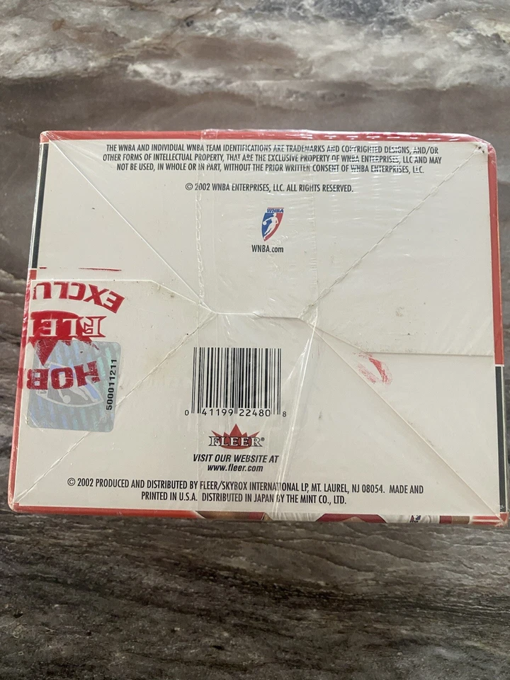 2002 Fleer Ultra WNBA basketball 24 pack 192 card sealed hobby box RARE !!! - Image 2 of 4