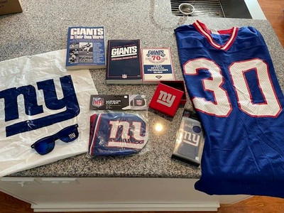 Variety of New York Giants Items for a True Fan! 3 Books, #30 Jersey and More!