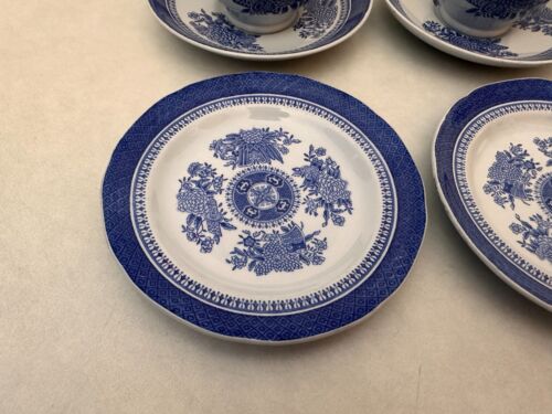 Set of (6) - Spode - Fitzhugh Blue - 2 Cups, 2 Saucers, 2 Dessert Plates - Picture 2 of 11