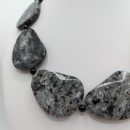 Doncaster Grey Semi Precious Stone Chunky Flat Bead Necklace 20" - Picture 7 of 14