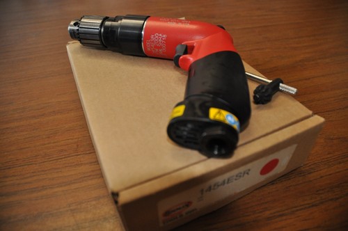 SIOUX 1454ESR TALADRO REVERSIBLE VELOCIDAD VARIABLE OPERADO POR AIRE HECHO EN EE. UU. - Imagen 5 de 8
