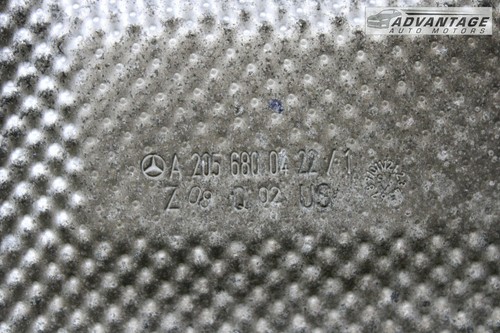 2015-2020 MERCEDES C300 W205 SEDAN REAR RIGHT EXHAUST MUFFLER HEAT SHIELD OEM - Picture 5 of 6