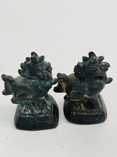 Pair of Antique Mini Miniature Brass Patina Foo Dogs - Picture 13 of 15
