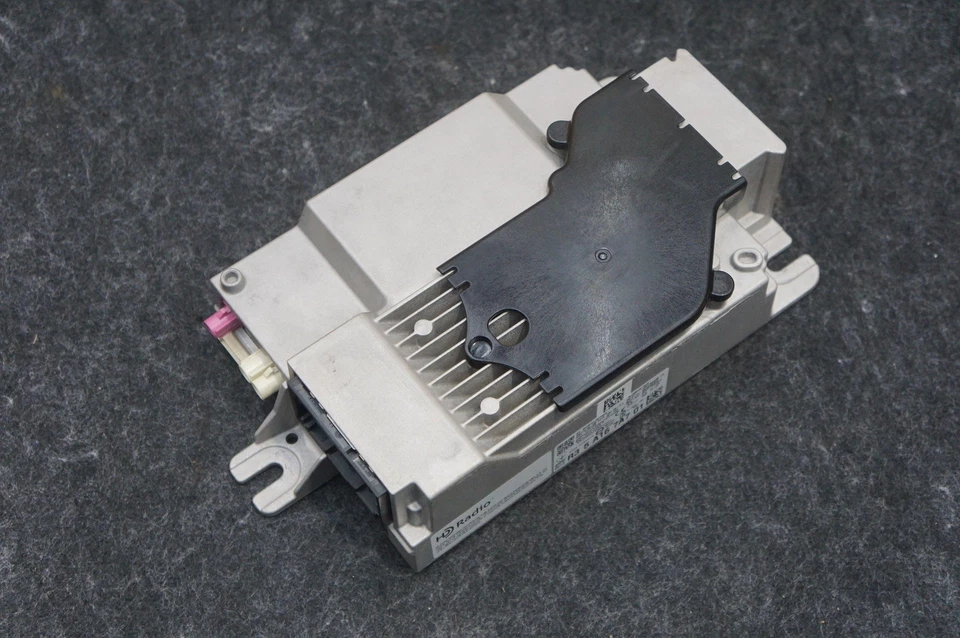 Módulo de control de unidad principal receptor de radio audio 65125A55 BMW 750i XDrive G12 2021 Foto 2 de 4