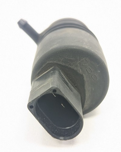 Porsche 996 & 986 Boxster Windscreen Washer Pump 1997 to 2005 Genuine Porsche - Picture 3 of 6