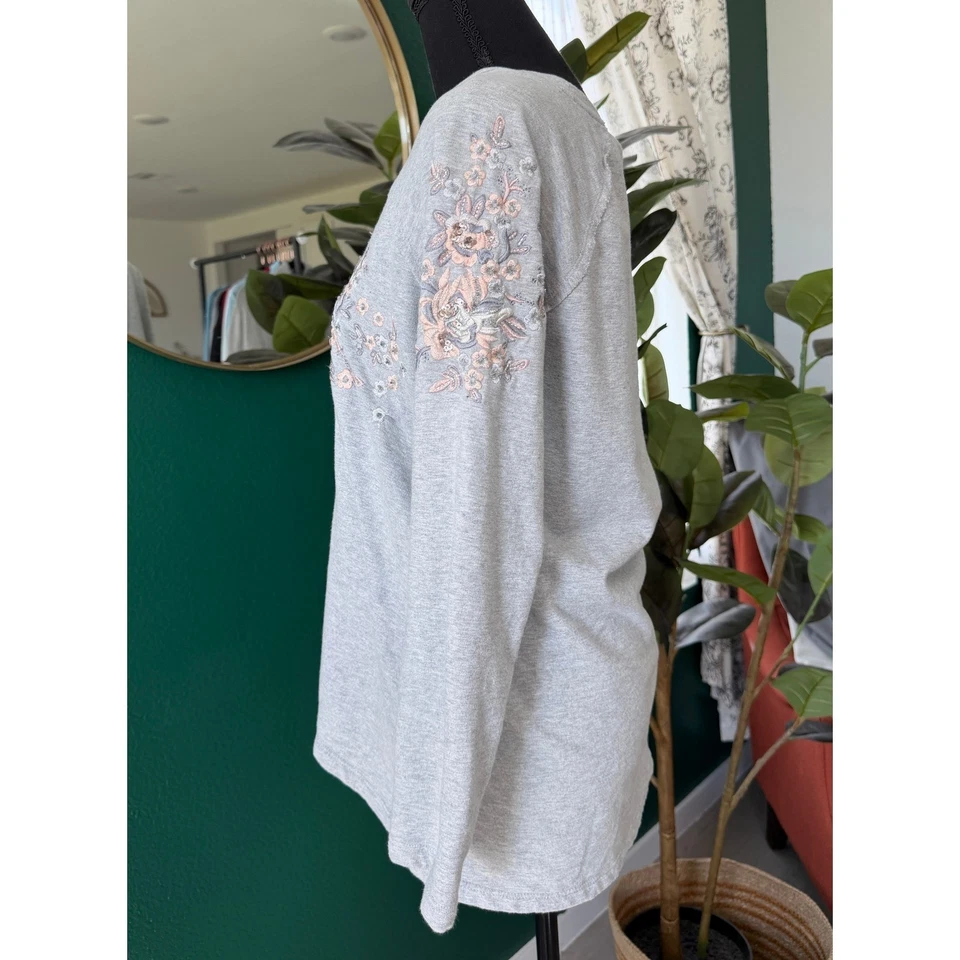 Толстовка женская Style & Co с цветочной вышивкой S мягкая женская уютная осень повседневная - Изображение 3 из 4