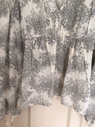 M&S Per Una Blouse. Size 16 Ecru Mix Colour - Picture 3 of 3