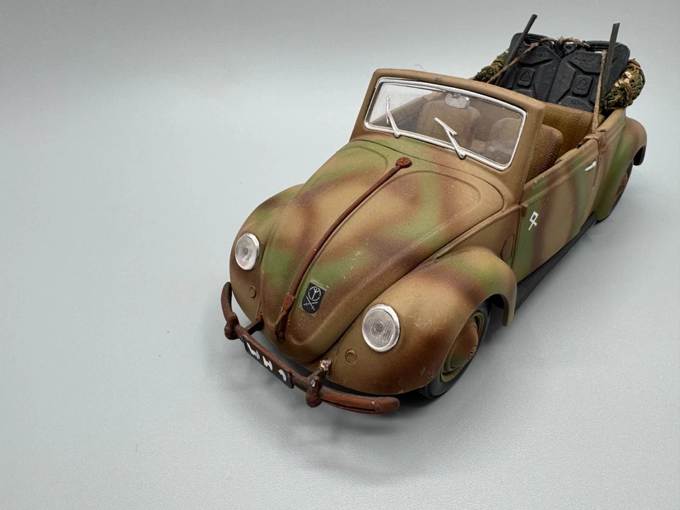 1:18 Maisto-Umbau WWII German VW Käfer Cabrio - pro built - Bild 3 von 4