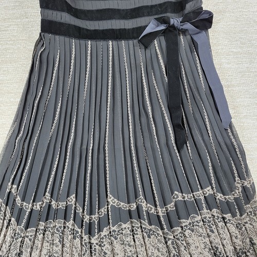 Vintage Ann Taylor LOFT Faux Wickelkleid 2 schwarz grau Plissee Samtbesatz kokett - Bild 15 von 19