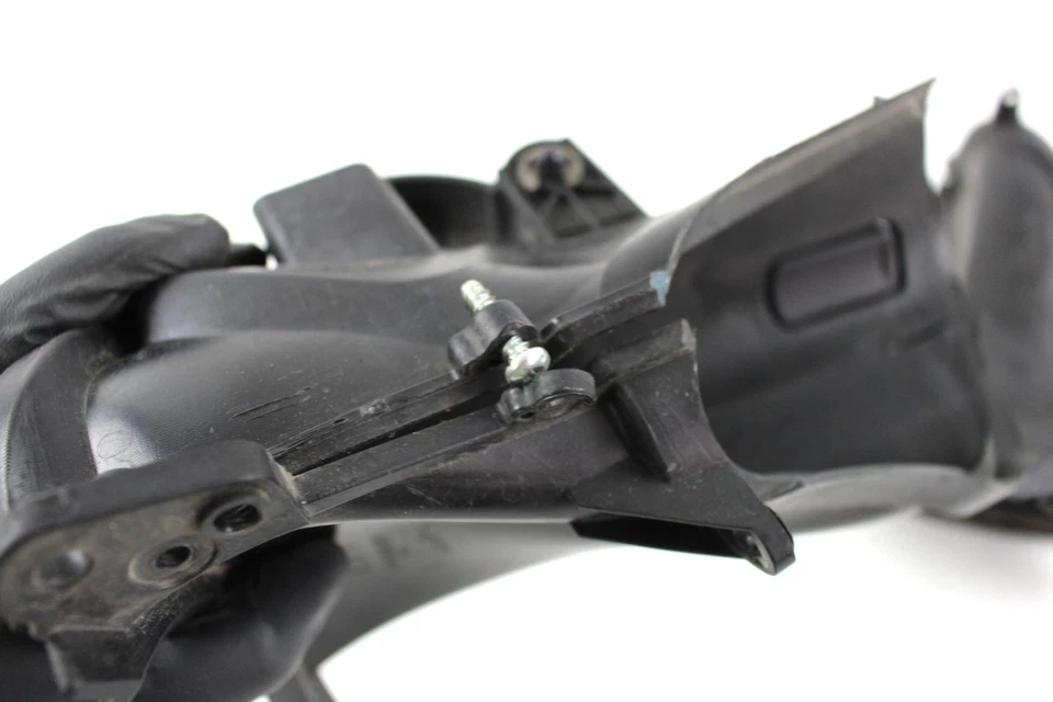 Juego de 15 tubos de ventilación de carenado superior Harley CVO Road Glide FLTRUSE 2015 Foto 2 de 4