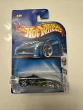 Hot Wheels Collector 2004-030 First Editions F-Racer NOC 1:64 scale B3531-0714