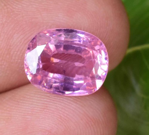 NATURAL SPARKLING CAMBODIAN PINK ZIRCON 9.00 CT CERTIFIED CUSHION CUT GEMSTONE - Picture 4 of 5