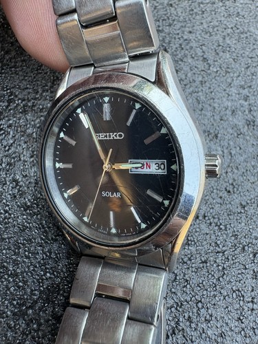 Men's Seiko Solar V158-0AB0 Silver Tone Day Date Watch WORKS - Picture 4 of 9