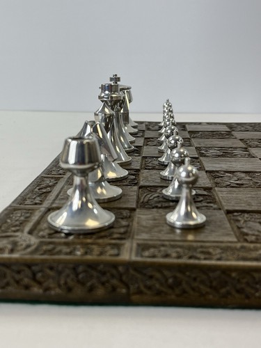 Vintage Brass & Silver Tone Metal Chess Set – Ornate Embossed Board 45x45cm #254 - Picture 8 of 12